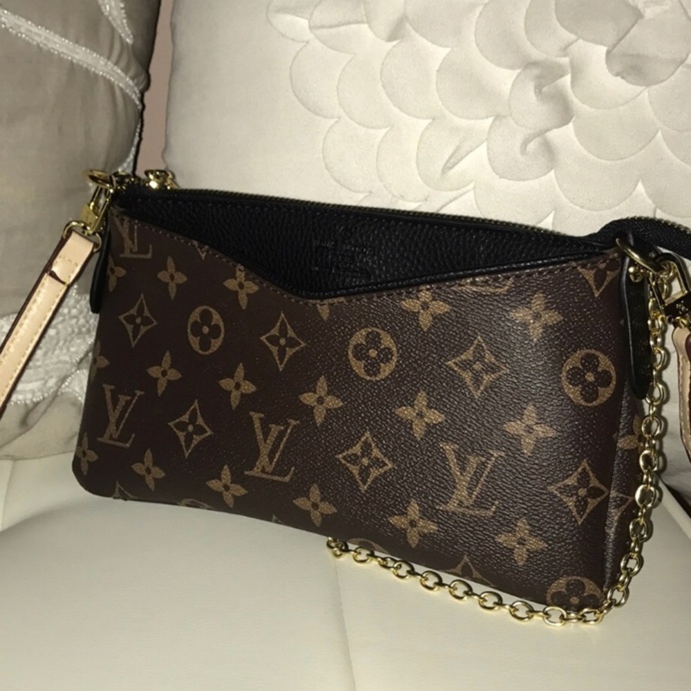 Louis Vuitton Pallas Clutch